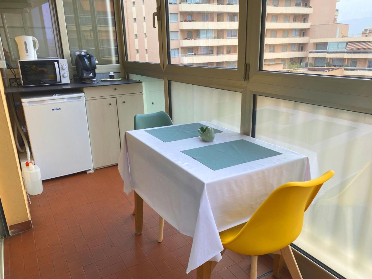 Coquet Logement Front De Mer Cagnes-sur-Mer Extérieur photo