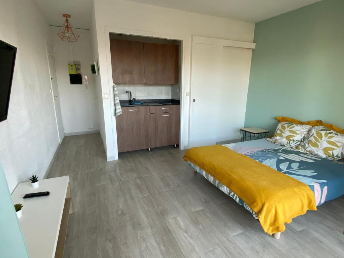 Coquet Logement Front De Mer Cagnes-sur-Mer Extérieur photo
